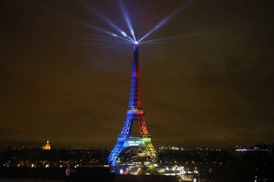 Eiffeltoren bij nacht