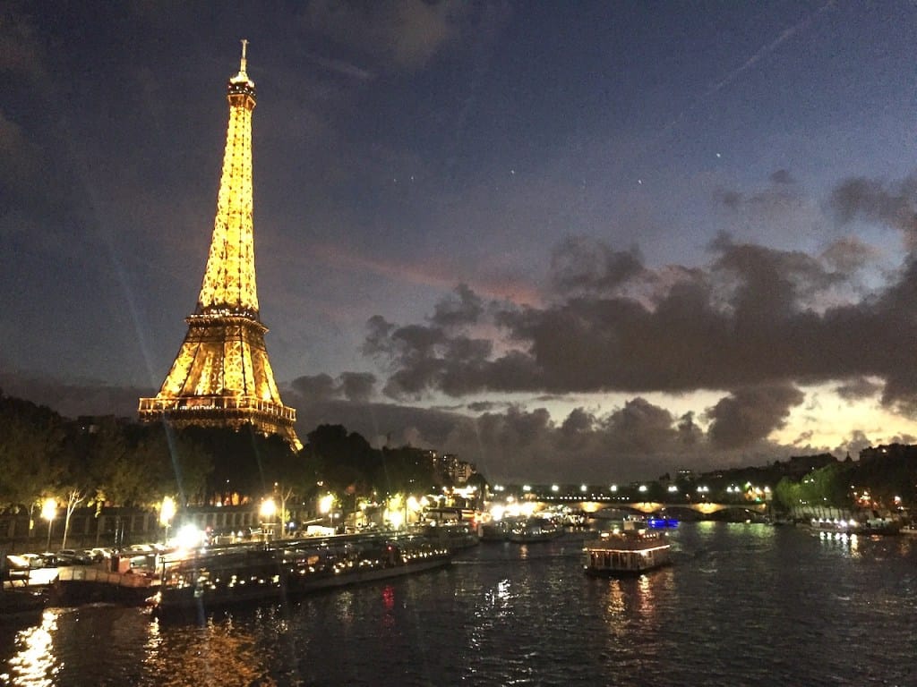 Cena-Crucero Bateau Mouche et Tour-Eiffel