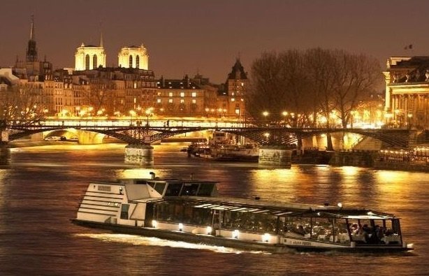 Marina de Paris Bootsfahrt mit Abendessen